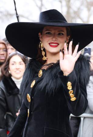 Défilé Schiaparelli Haute Couture Printemps/Été 2024 à la Fashion Week de Paris : Bella Thorne.