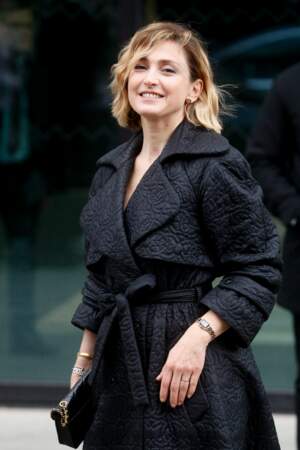 Julie Gayet a assisté au défilé de mode Haute-Couture automne-hiver 2024/2025 Chanel au Grand Palais Ephémère à Paris, ce 23 janvier 2024. 