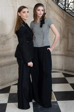 Clotilde Courau et sa fille Vittoria de Savoie assistent au défilé Christian Dior Haute Couture Printemps/Été 2024