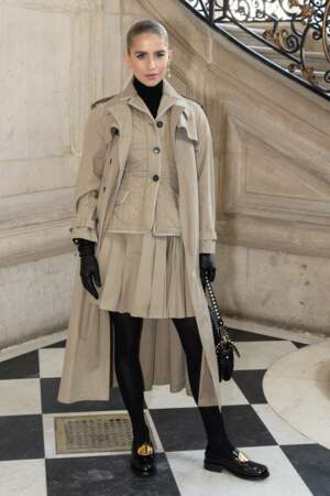 Caroline Daur assiste au défilé Christian Dior Haute Couture Printemps/Été 2024.