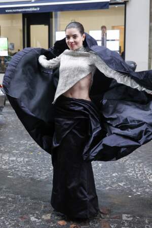 Gessica Kayane alias Gkay lors du défilé Stéphane Rolland Haute Couture Printemps/Été 2024