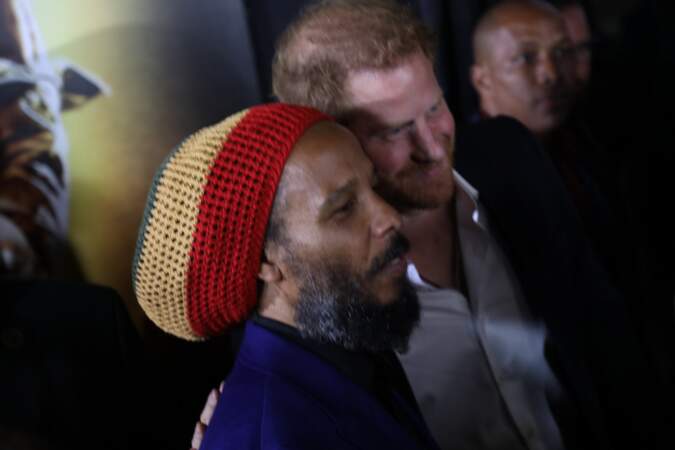 Le Prince Harry et Ziggy Marley à la première du film "Bob Marley : One Love" à Kingston en Jamaïque.