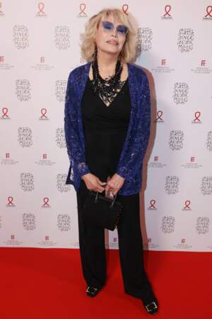 Amanda Lear au "Dîner de la mode", soirée "Sidaction", à Paris pour l'association SIDA le 25 janvier 2024.