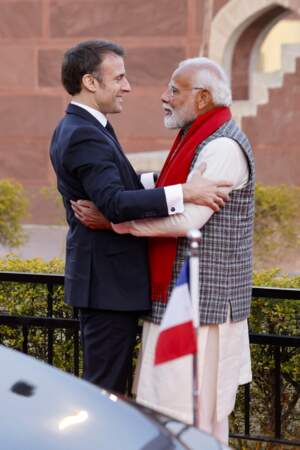 Le Premier ministre indien Narendra Modi et le président français Emmanuel Macron lors d'une visite à l'observatoire Janta Mantar à Jaipur.