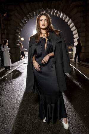 Bella Thorne au défilé de mode de la maison Margiela Haute Couture printemps/été 2024 à Paris le 25 janvier 2024. 