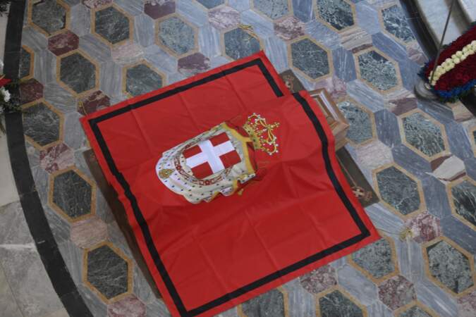 Veillée funèbre du prince Victor-Emmanuel de Savoie. 