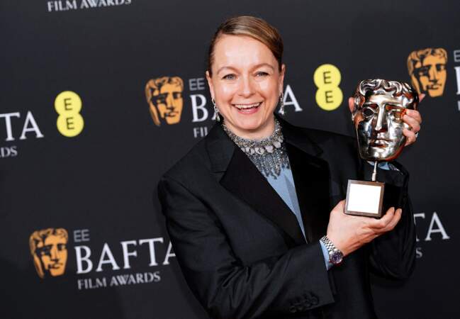 Samantha Morton dans la salle de presse après avoir remporté le prix BAFTA Fellowship lors des Bafta Film Awards 2024.