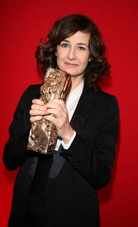 Elle remporte 3 César, deux en tant que meilleure actrice dans un second rôle en 1994 et 2007, et meilleure actrice en 2022 pour Aline. Elle avait, en 2007, 43 ans.