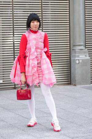 Susie Lau au défilé Courrèges mode femme automne / hiver 2024-2025 lors de la Fashion Week de Paris.
