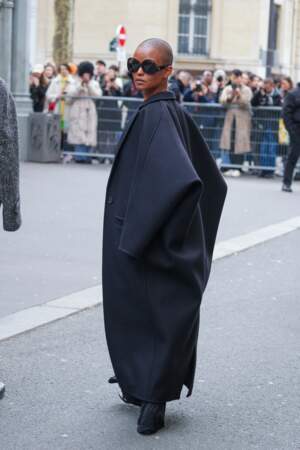 Kelela au défilé Courrèges mode femme automne / hiver 2024-2025 lors de la Fashion Week de Paris.