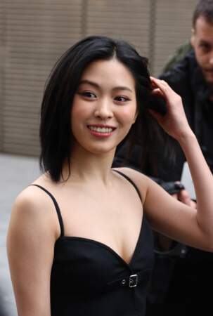 Chaeryeong du groupe sud-coréen Itzy au défilé Courrèges mode femme automne / hiver 2024-2025 lors de la Fashion Week de Paris.