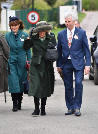 Camilla Parker Bowles, reine consort d'Angleterre arrive au festival de Cheltenham 2024.