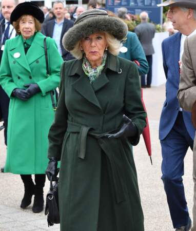 Camilla Parker Bowles, reine consort d'Angleterre, multiplie les sorties officielles depuis que son époux Charles III a révélé être atteint "d'une forme de cancer" le 5 février 2024.