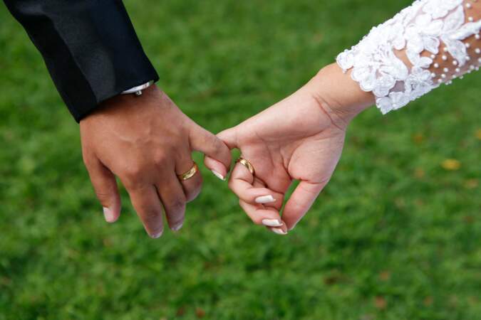 15 candidats célibataires (7 femmes et 8 hommes) vont se rencontrer et potentiellement se marier