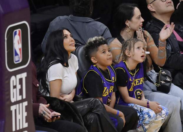 Kim Kardashian et son fils Saint West sont très attentifs à tous les détails.