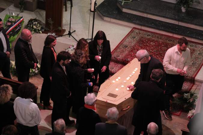 Ses obsèques ont lieu à l'église de Sommières, petite commune du Gard