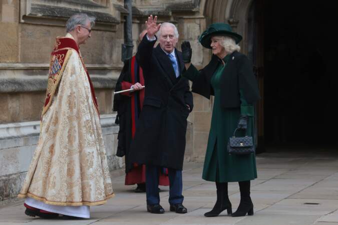 Le roi Charles III assiste avec sa femme Camilla à la messe de Pâques à Windsor