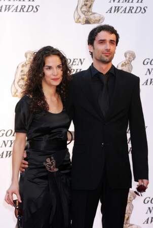 En 2006, elle s'affiche au bras d'un jeune homme pour le 46ème Festival de la télévision de Monte Carlo