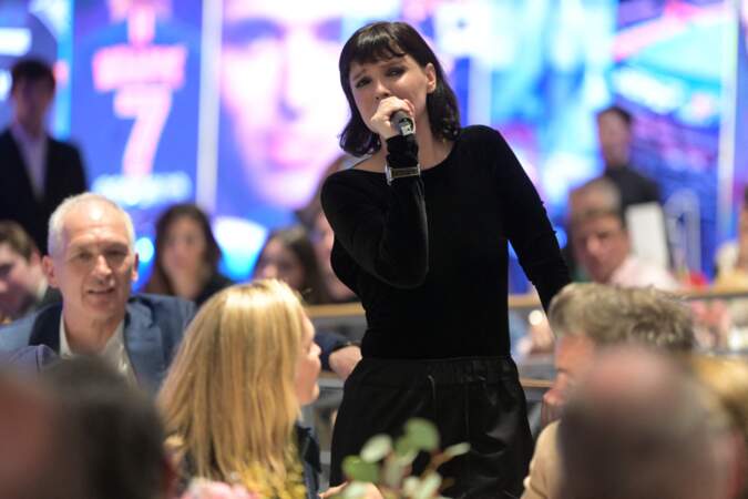 Anne Sila lors du dîner de charité Breitling à la Samaritaine pour l’association "Premiers de Cordée"