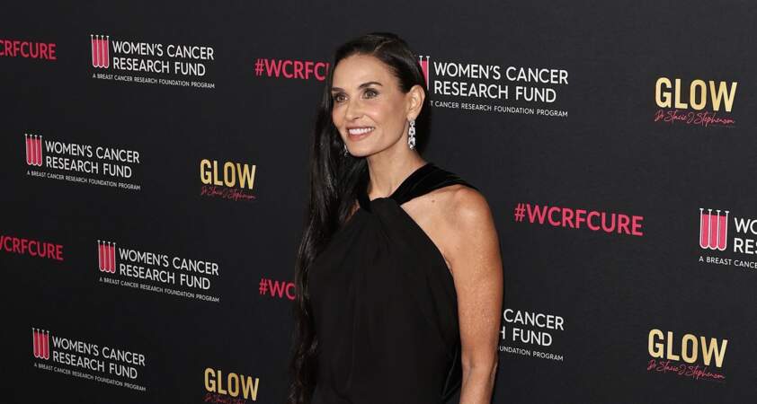 Ce 10 avril 2024, de nombreuses stars sont présentes à la soirée caritative Unforgettable evening au bénéfice de la Fondation Women's Cancer Research à Los Angeles. C'est le cas de l'actrice Demi Moore