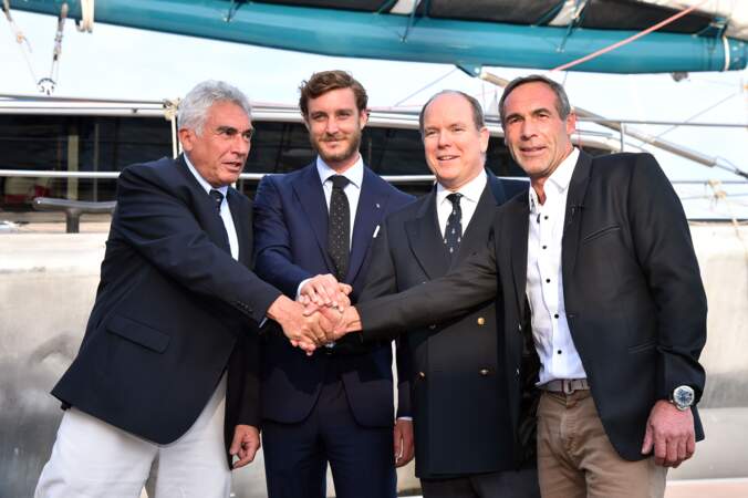 La même année, le prince Albert II de Monaco et Pierre Casiraghi assistent à la présentation de la nouvelle expédition Pole2Pole de Mike Horn au Yacht Club de Monaco.