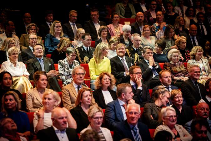 La princesse Beatrix, le roi Willem-Alexander et la reine Maxima des Pays-Bas assistent au concert Kingsday le 22 avril 2024.