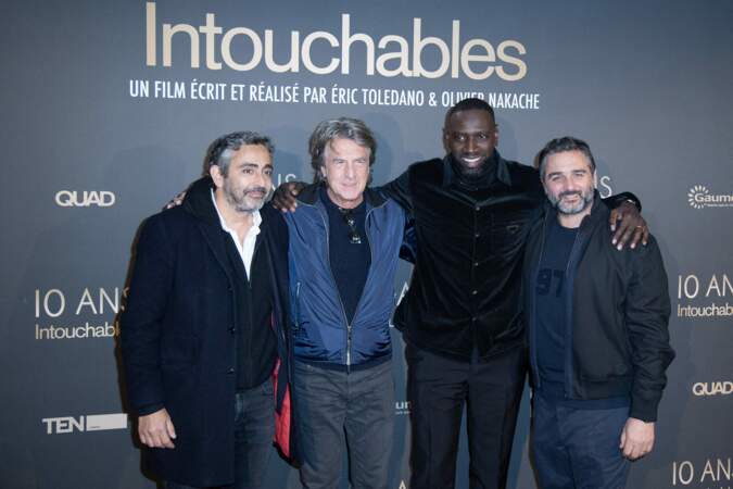 En 2021, le film Intouchables fête son 10ᵉ anniversaire. Eric Toledano, Francois Cluzet, Omar Sy et Olivier Nakache sont heureux de célébrer cette date clé.