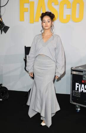 Léna Situations (Lena Mahfouf) assiste à l'avant-première de la série Netflix Fiasco à Paris.