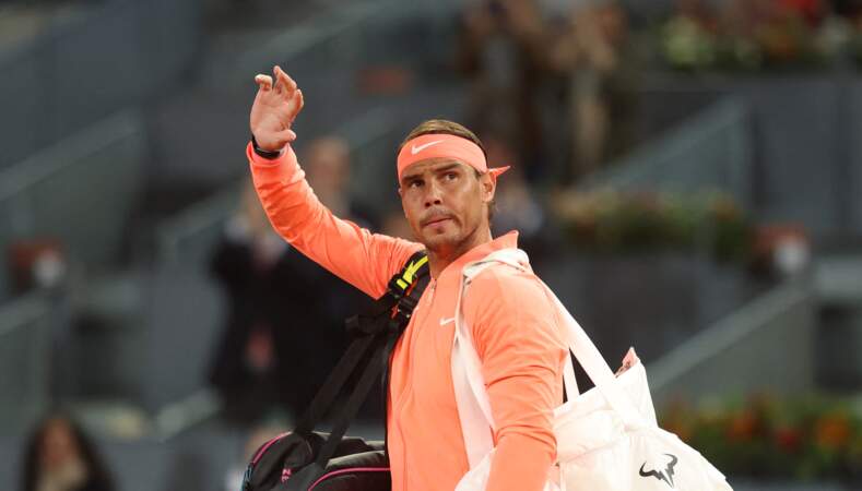 Rafael Nadal a perdu en huitièmes de finale contre le Tchèque Jiri Lehecka, 31ᵉ joueur mondial, au Tournoi de tennis de Madrid, le 30 avril 2024.