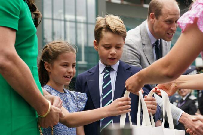 La princesse Charlotte et son grand frère lors d'une journée du tournoi Wimbledon