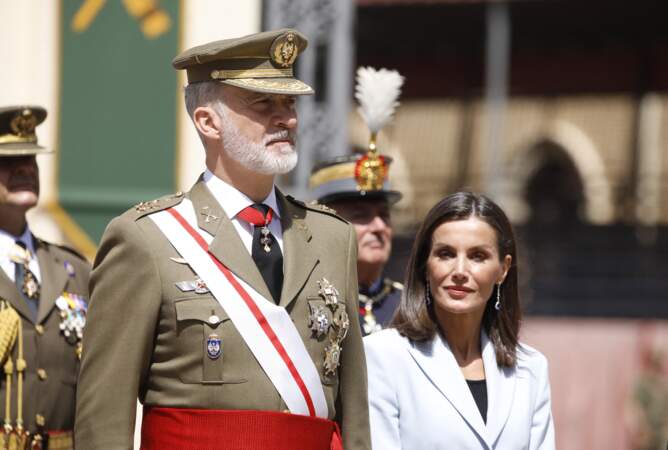 Le roi Felipe VI d'Espagne, en compagnie de la reine Letizia d’Espagne et de leur fille la princesse Leonor à Zaragoza.