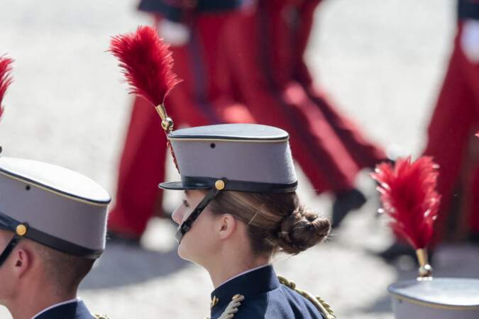 La princesse Leonor au 40ᵉ anniversaire de la prestation de serment du roi Felipe dans l'armée espagnole.